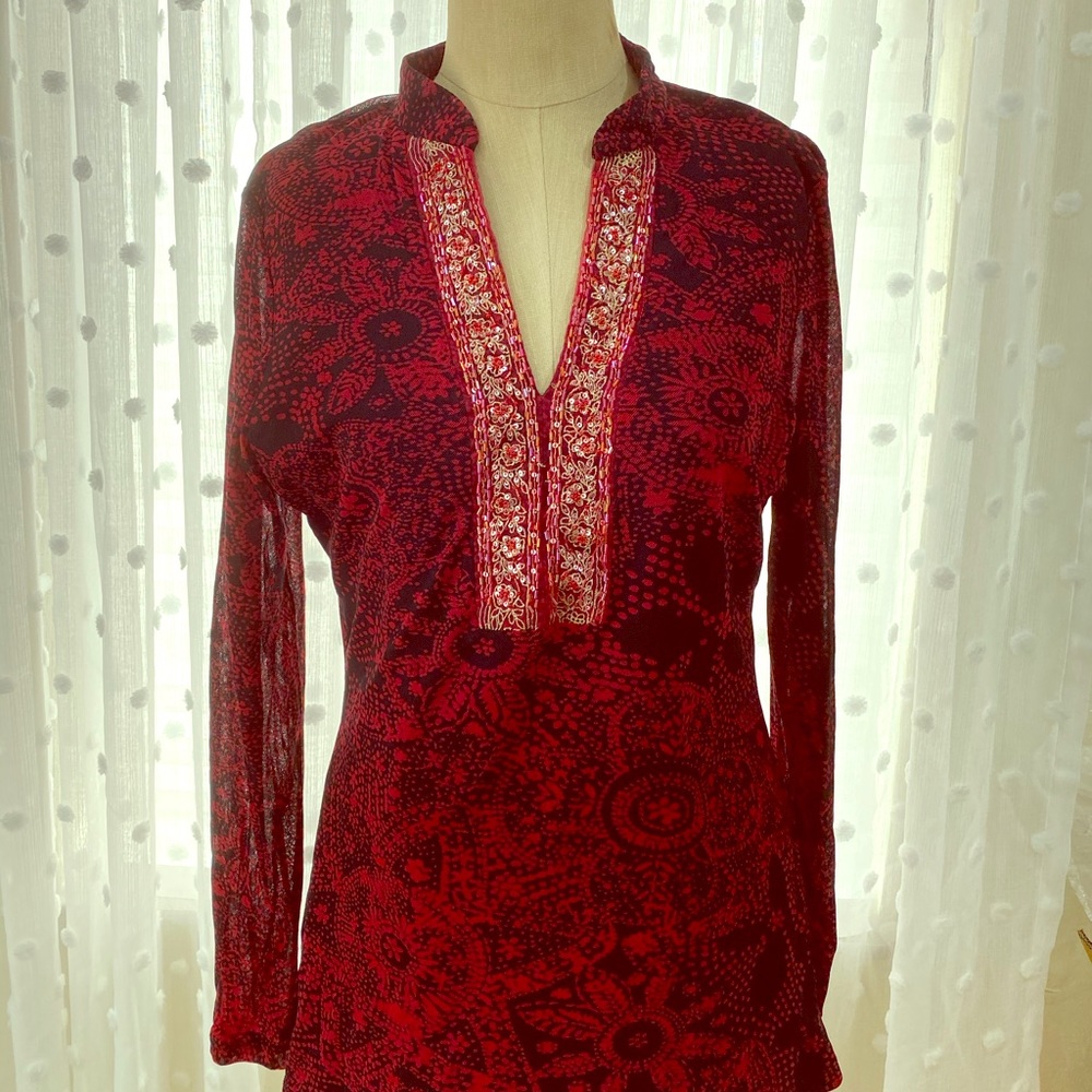 Beautiful embroidered floral design longsleeve